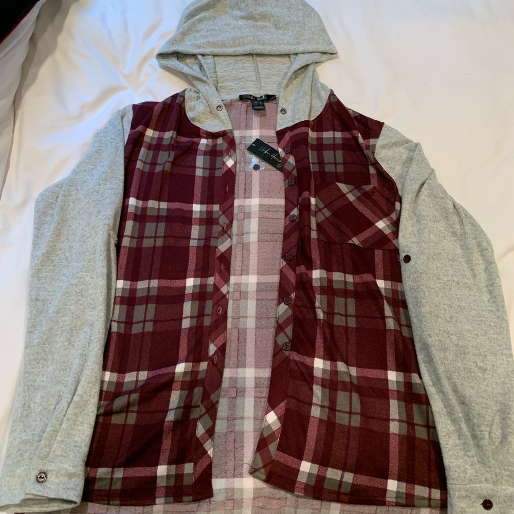 Burgundy Flannel Size: M
